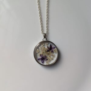 Snow pendant